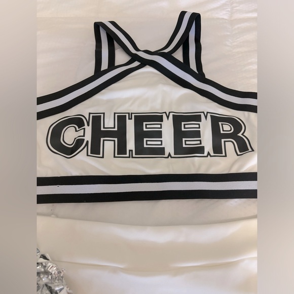 ✨ Never Worn SHEIN Cheerleader Costume w/ Pom-Poms - Size M - Picture 5 of 7